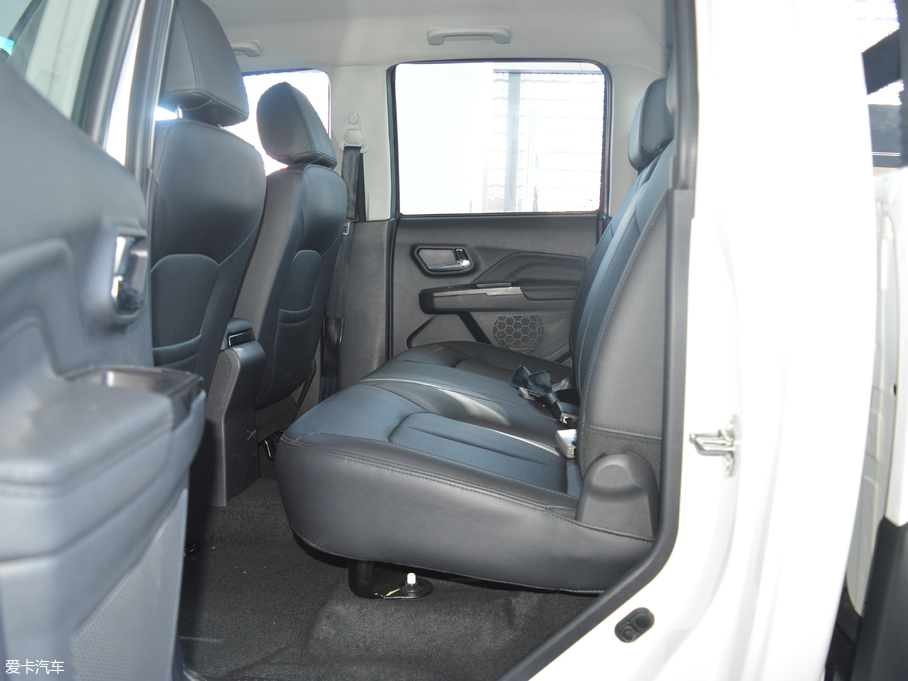 2017L(fng)E5 Wް 2.4L ̓(q)Ӣ Сp