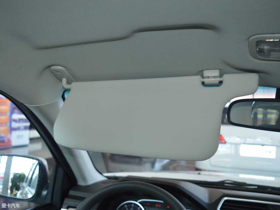 2017L(fng)E5 Wް 2.4L ̓(q)Ӣ Сp