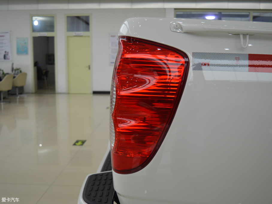 2017LE5 Wް 2.4L 򌾫Ӣ Сp