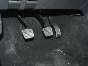 2017Wް 2.4L (q)Ӣ Сp п؅^(q)