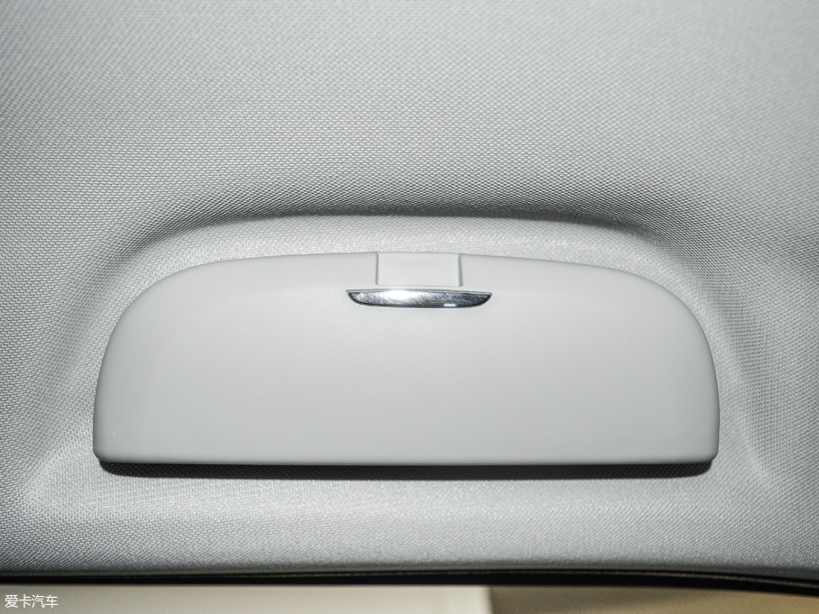 2017L(fng)E6 2.0T ̓(q)Ӣ4D20B