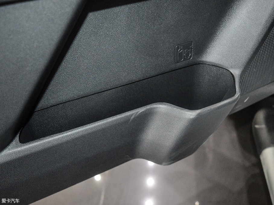 2017LE6 2.0T ̓򌾫Ӣ4D20B