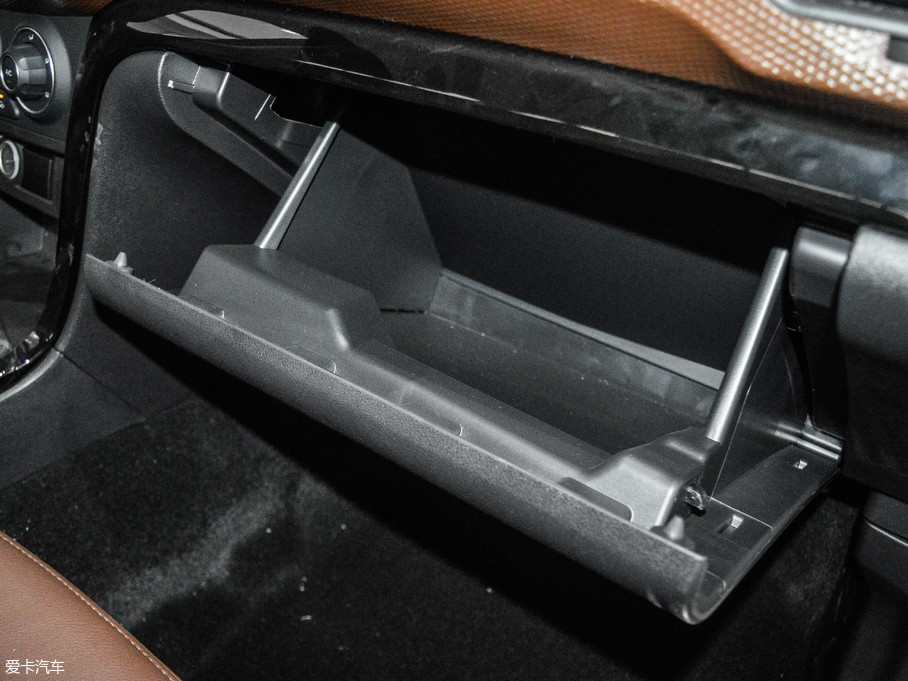 2017LE6 2.0T ̓򌾫Ӣ4D20B