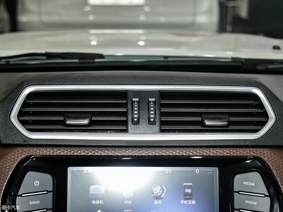 2017LE6 2.0T ̓򌾫Ӣ4D20B