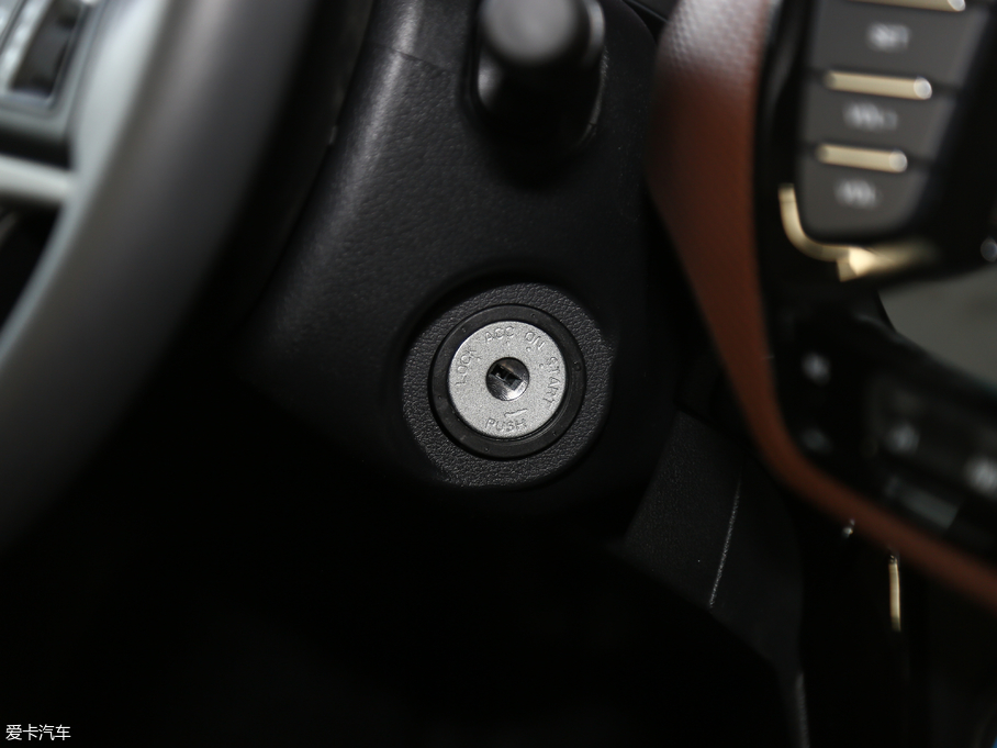 2018���L(f��ng)�E6 2.4L �������(q��)��Ӣ��4G69