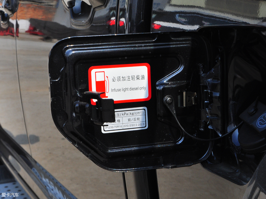 2018LE5 Wް 2.0T ̓pӢ4D20D