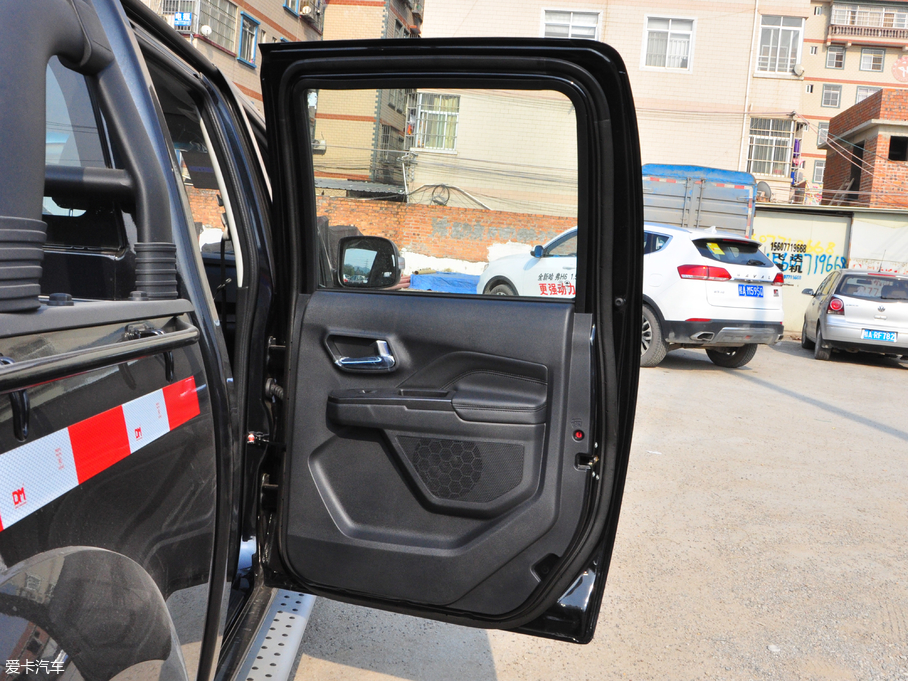 2018LE5 Wް 2.0T ̓pӢ4D20D