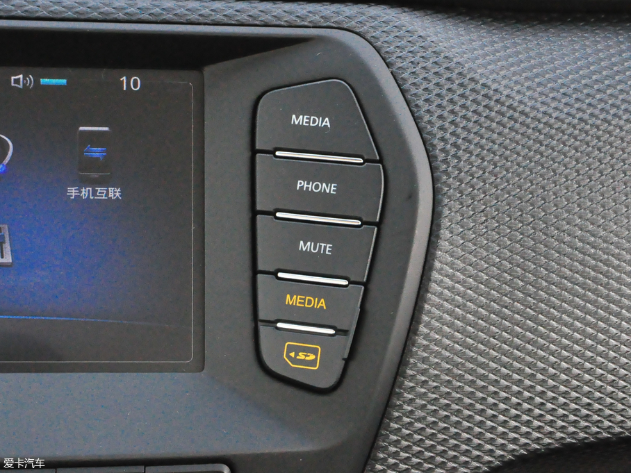 2018L(fng)E5 Wް 2.0T ̓(q)pӢ4D20D