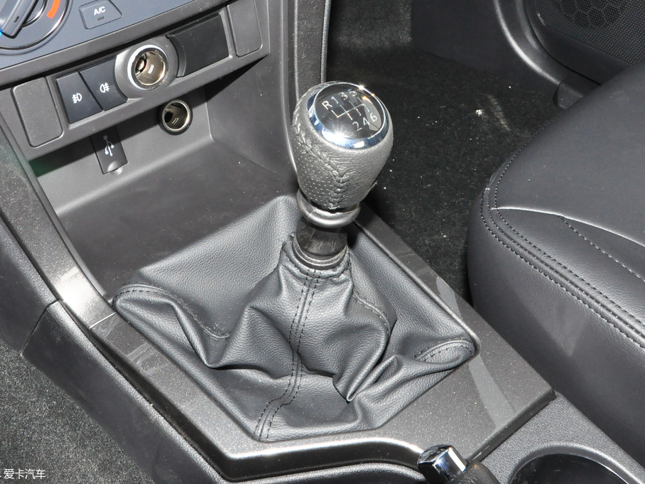 2018L(fng)E5 Wް 2.0T ̓(q)pӢ4D20D