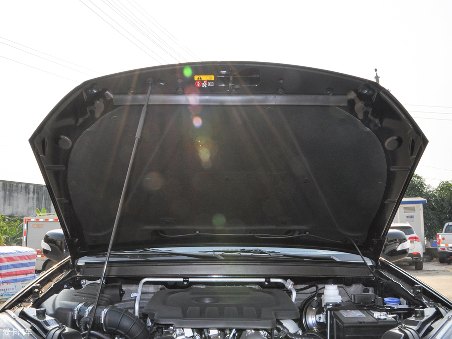 2018L(fng)E5 Wް 2.0T ̓(q)pӢ4D20D