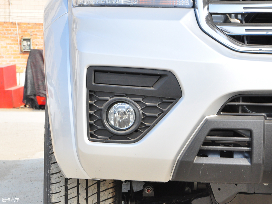 2018L(fng)E5 Wް 2.0T (q)pӢ4D20D