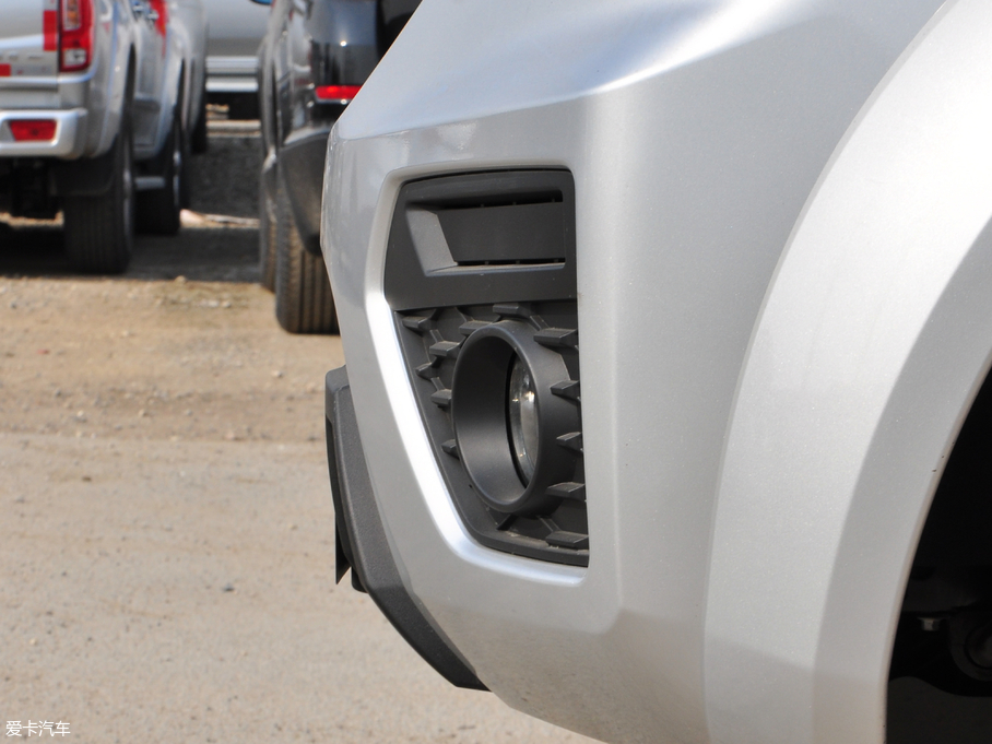 2018L(fng)E5 Wް 2.0T (q)pӢ4D20D