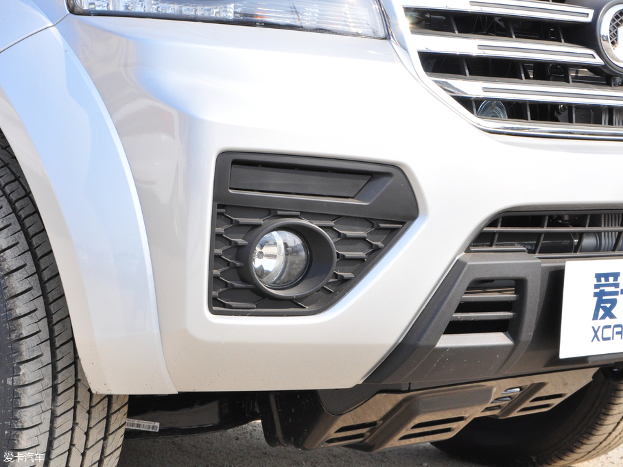 2018L(fng)E5 Wް 2.0T (q)pӢ4D20D