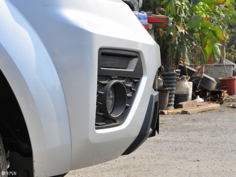 2018L(fng)E5 Wް 2.0T (q)pӢ4D20D