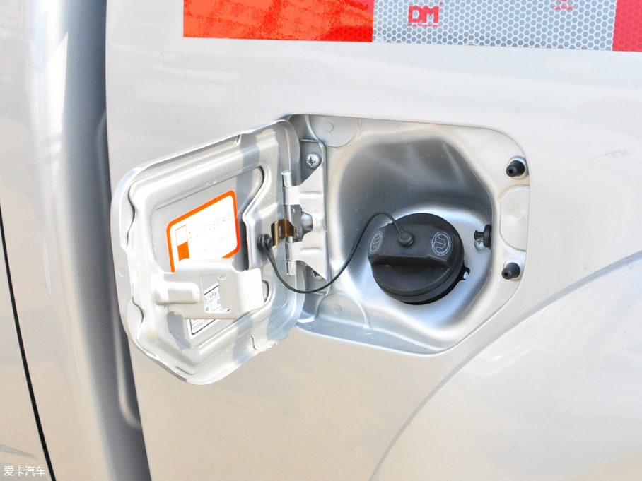 2018L(fng)E5 Wް 2.0T (q)pӢ4D20D