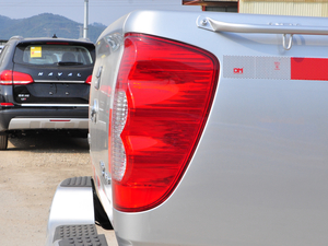 2018Wް 2.0T (q)pӢ4D20D (x)(ji)^