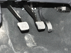 2018Wް 2.0T (q)pӢ4D20D g