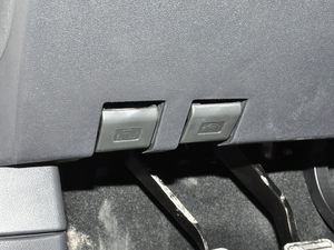 2018Wް 2.0T (q)pӢ4D20D g