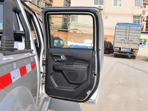 2018Wް 2.0T (q)pӢ4D20D g