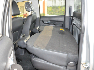 2018Wް 2.0T (q)pӢ4D20D ηŵ