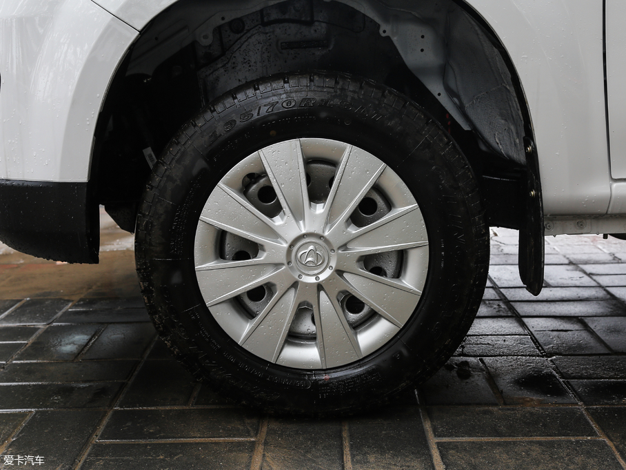 2018UF30 1.5L m~d1015