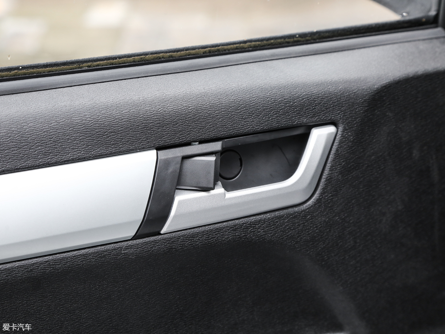 2018UF30 1.5L m~d1015