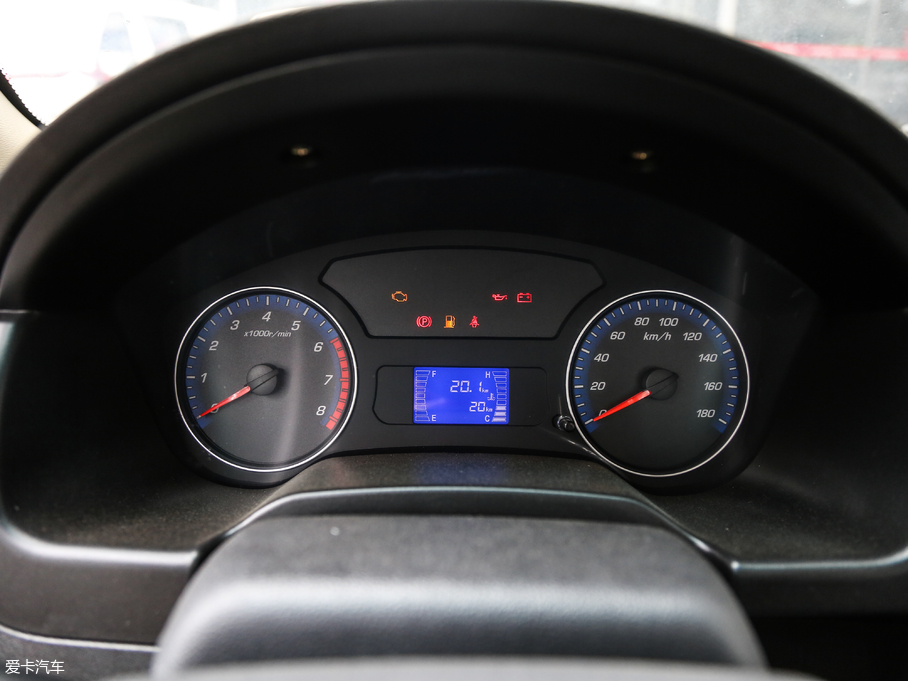 2018UF30 1.5L m~d1015