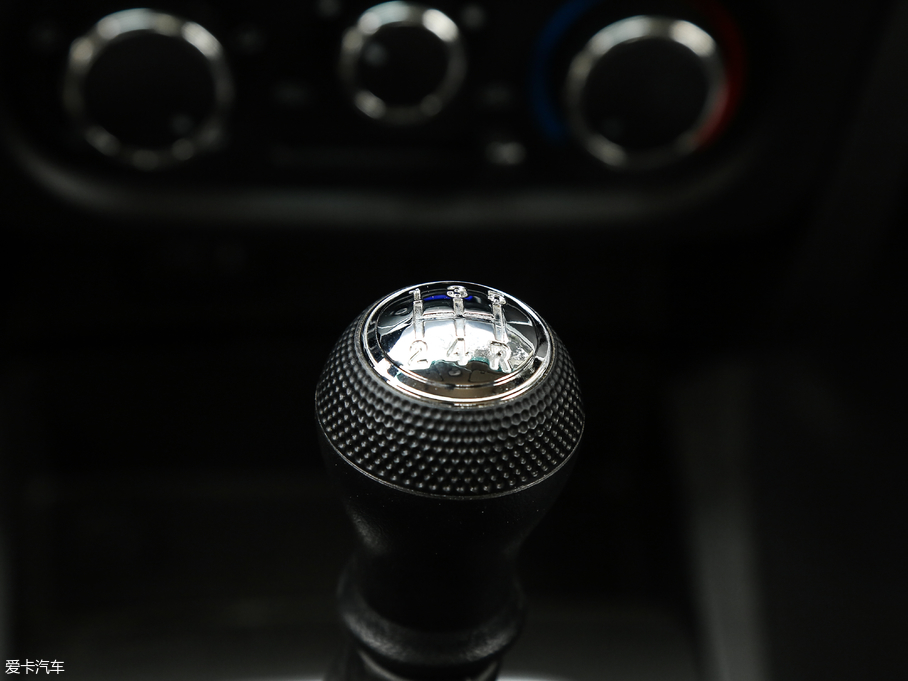 2018UF30 1.5L m~d1015