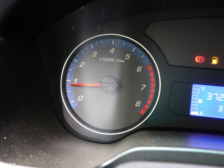 2018UF30 1.5L m~d745