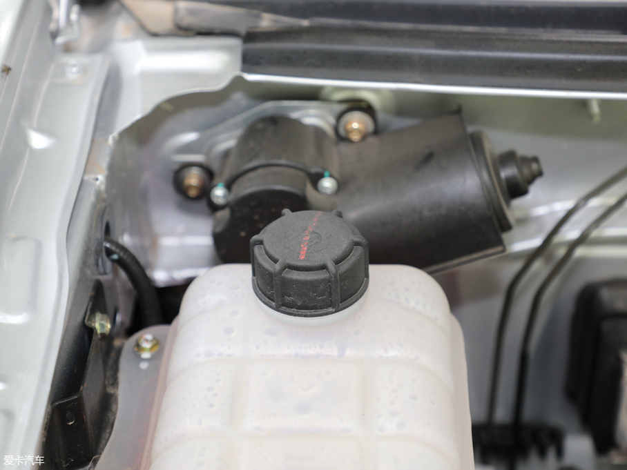 2018UF30 1.5L m~d745