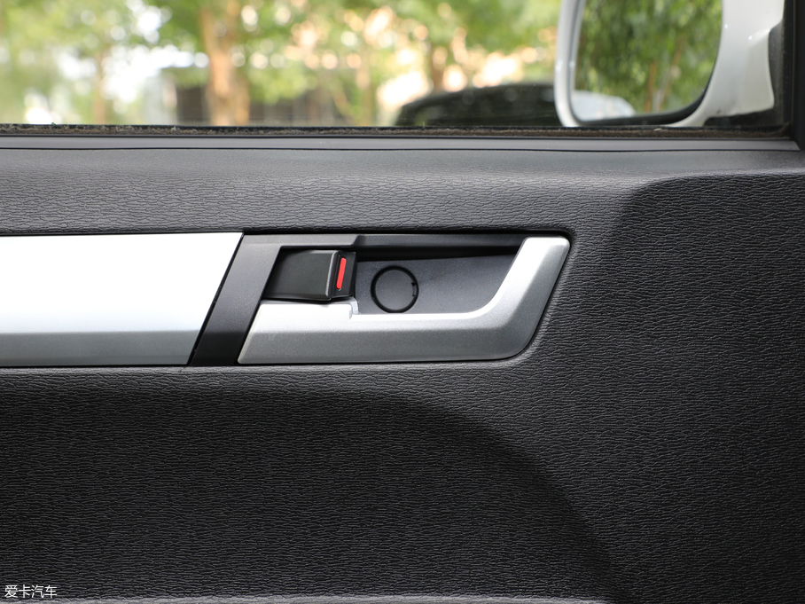 2018UF30 1.5L LSӢ ~d745