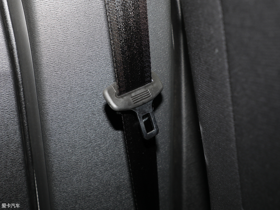 2018UF30 1.5L LSӢ ~d745