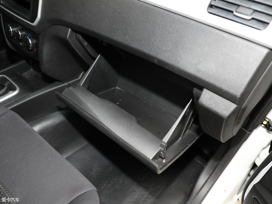 2018UF30 1.5L LSӢ ~d745