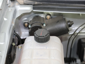 2018款单排1.5L 舒适版额载745 其它