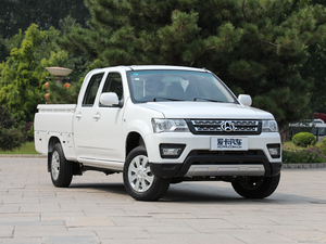 2018款1.5L 长轴精英版 额载745 整体外观