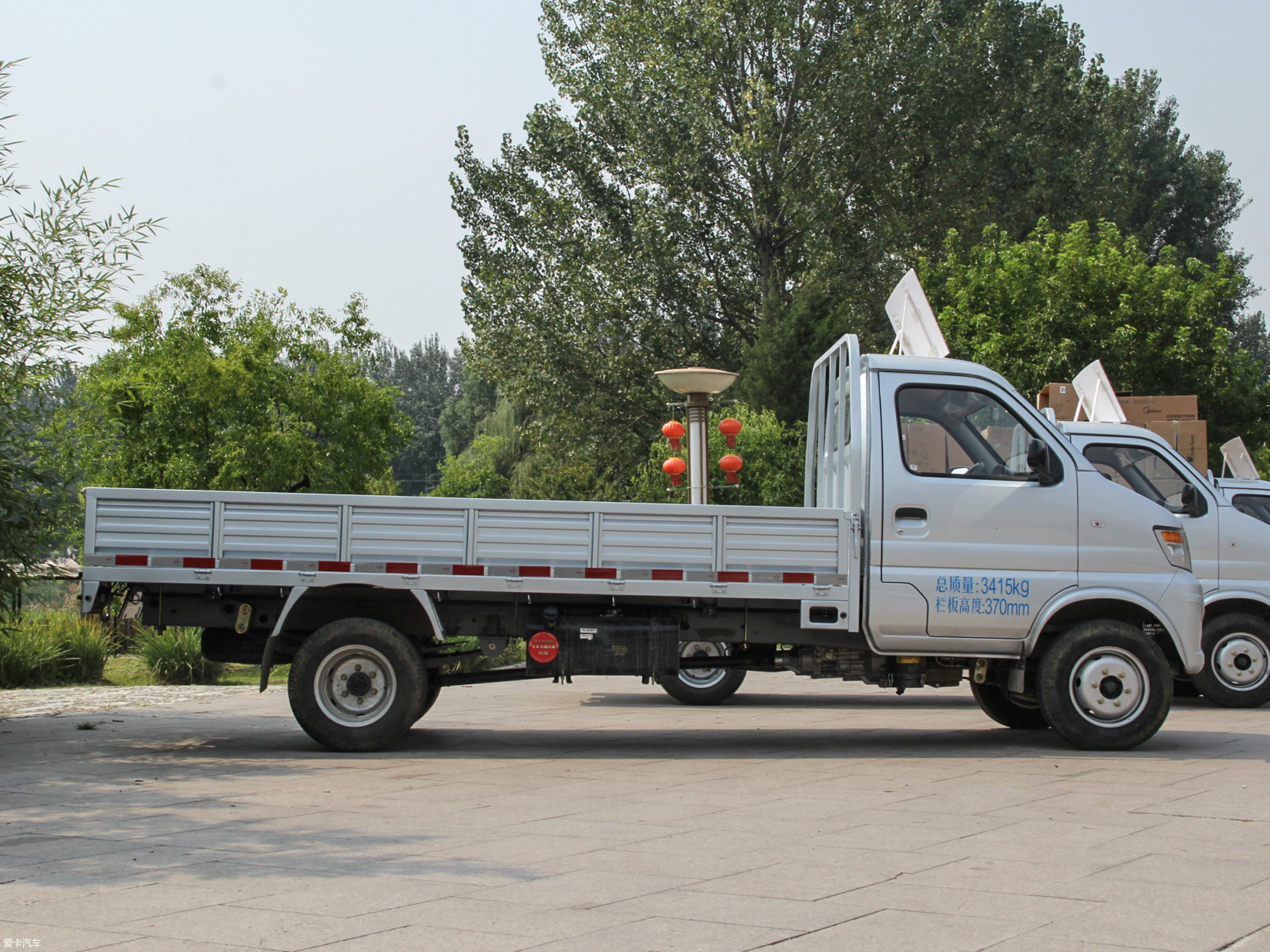 5l 载货车单排舒适型3.6米货箱 额载1245
