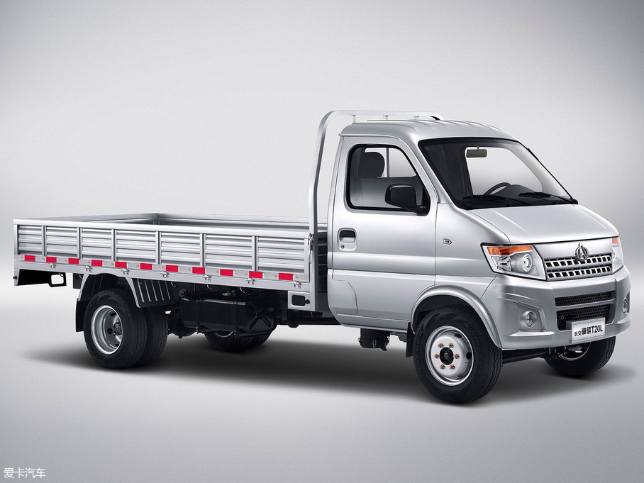 2018款t20l 1.5l 载货车单排舒适型3.6米货箱 额载1245