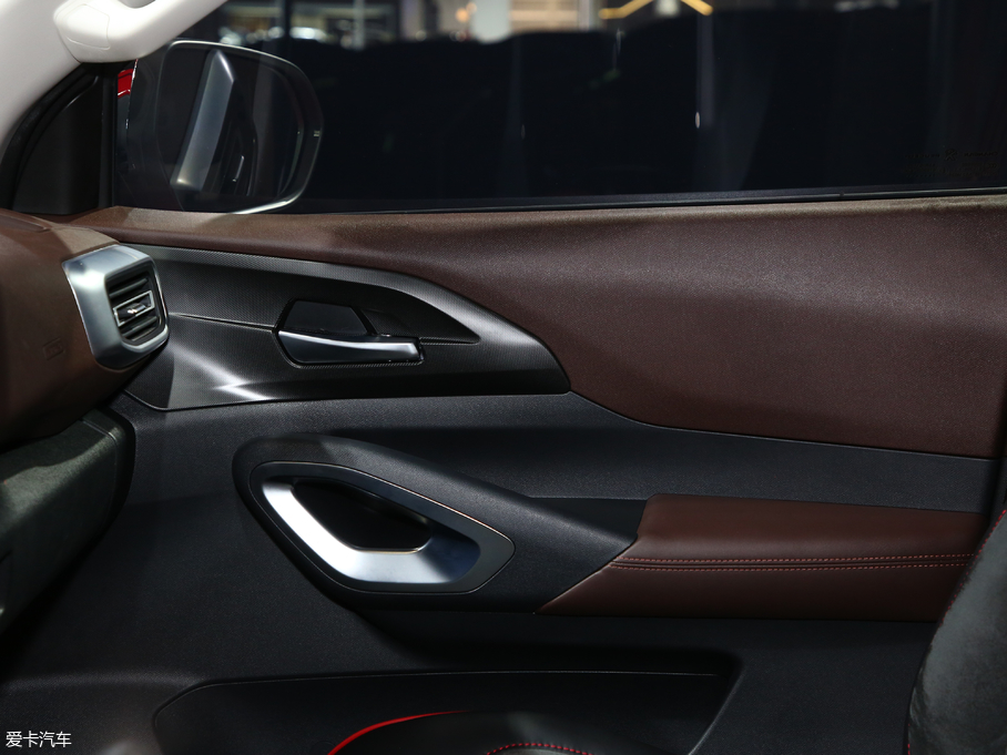 2020��P��F70 1.9T �����������S ���� ��V