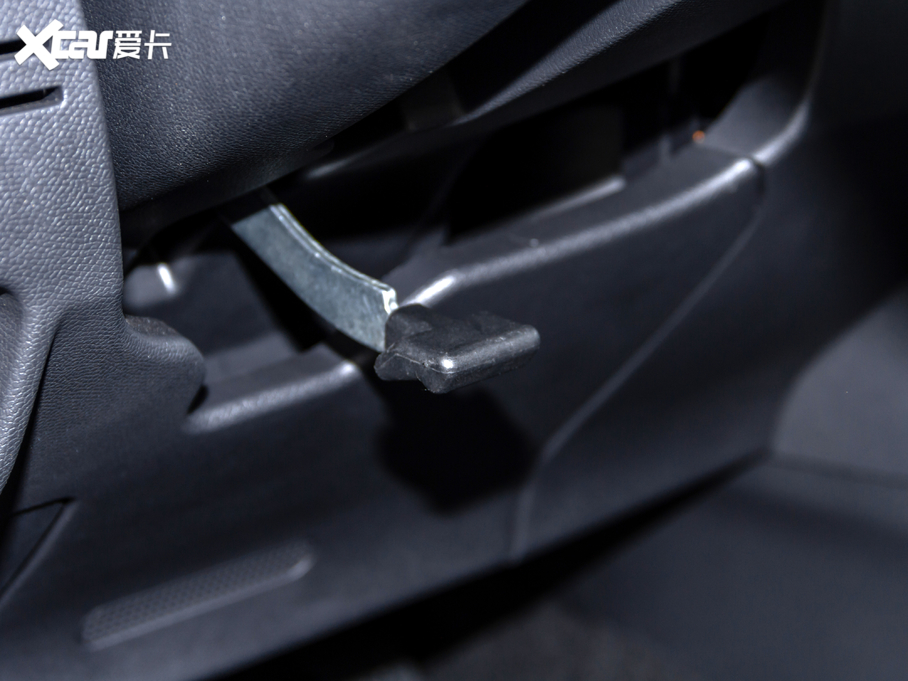 2020��P��F70 2.5T ���(q��)�������L�S �~�d675KG ���� ��VI