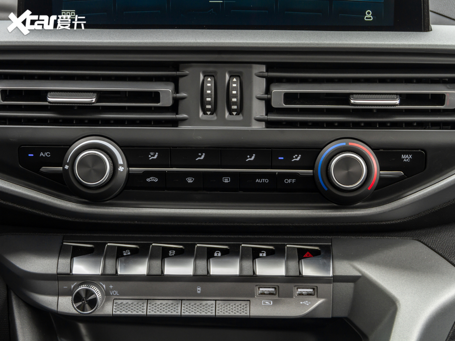 2020��P��F70 2.5T �����A���L�S �~�d675KG ���� ��VI