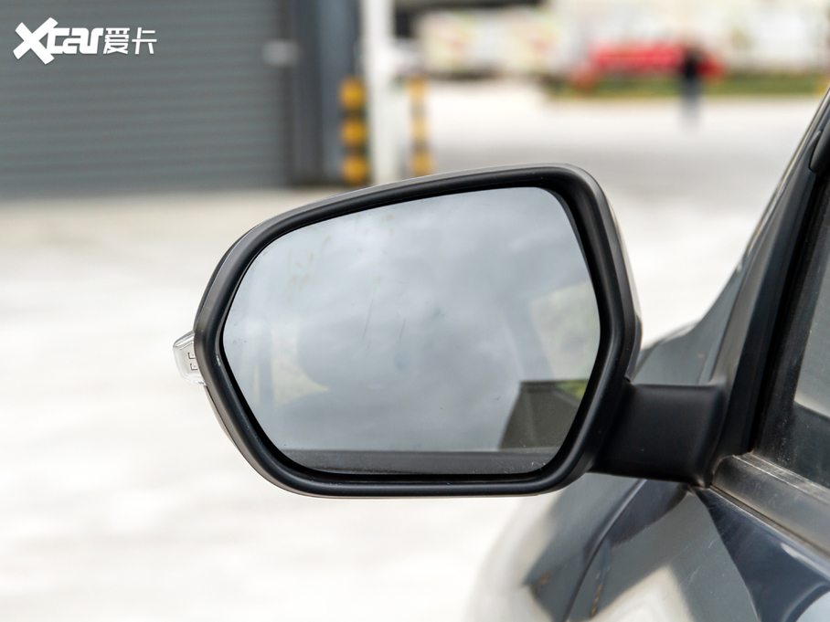 2020PF70 2.5T ˜ʰLS ~d675KG  VI