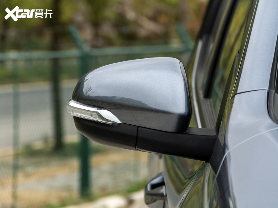 2020��P��F70 2.5T ���˜ʰ��L�S �~�d675KG ���� ��VI