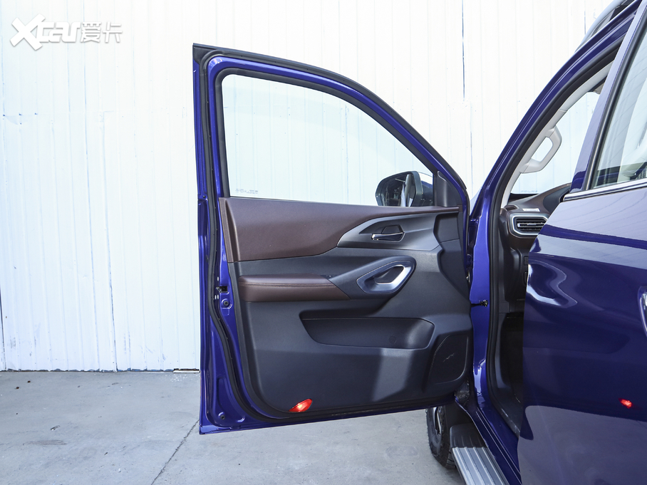 2020PF70 2.4T (q)S  VI