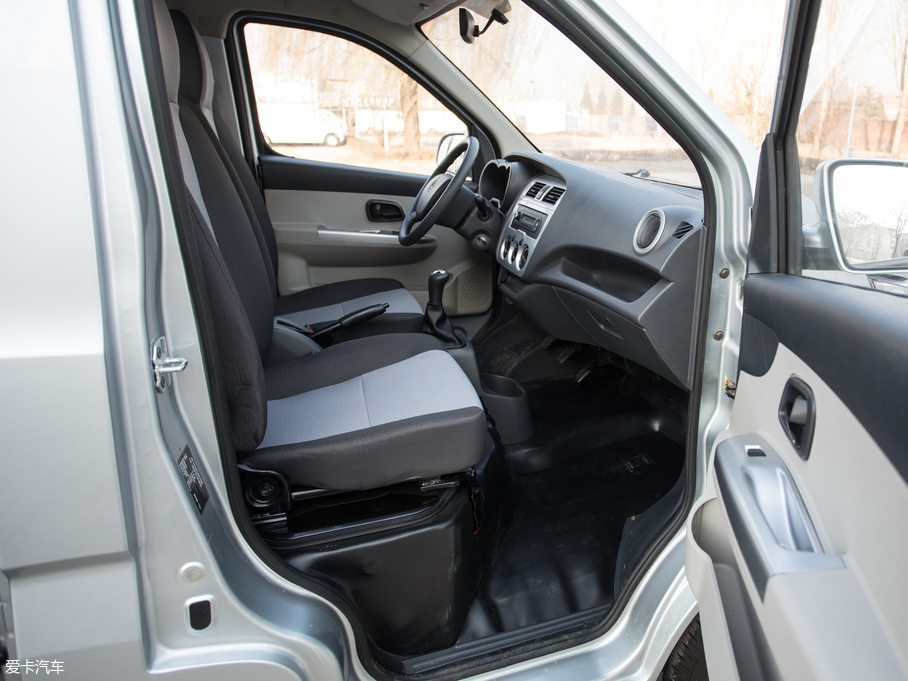 2019UT10 1.5L }܇ m ~d1310