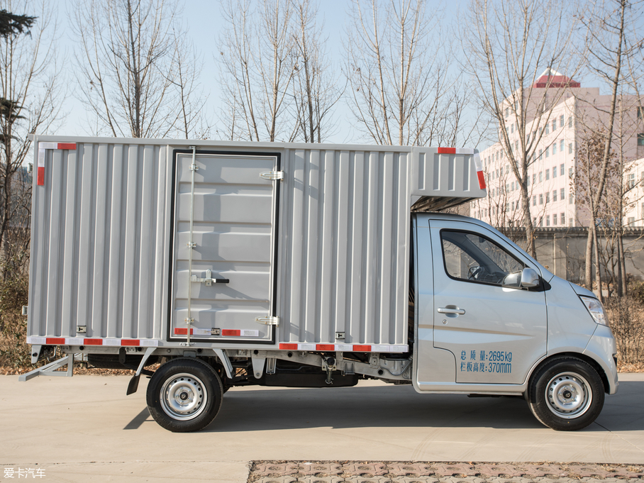 2019UT10 1.5L ؛܇ ˜ ~d595