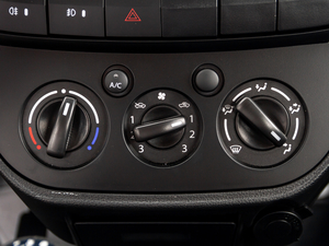 2020T20L 1.5L pł} VI {{