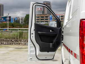 2020款1.5L 基本型 厢货2座 国VI 驾驶位车门