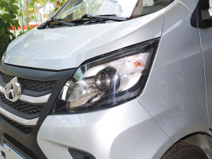 2021款1.4L 标准型客车 国VI 大灯