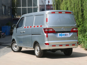 2021款1.4L 标准型厢货 国VI 左后45度