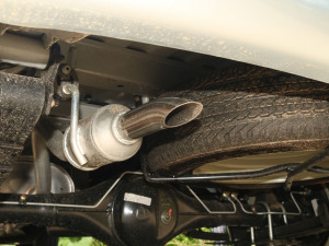 2021款1.4L 标准型厢货 国VI 排气管